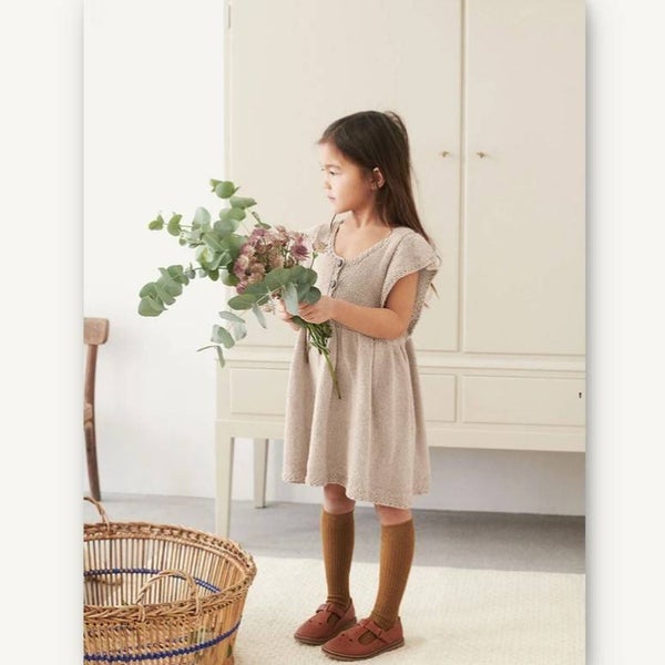 Lasten mekko Lola, ilmainen ohje